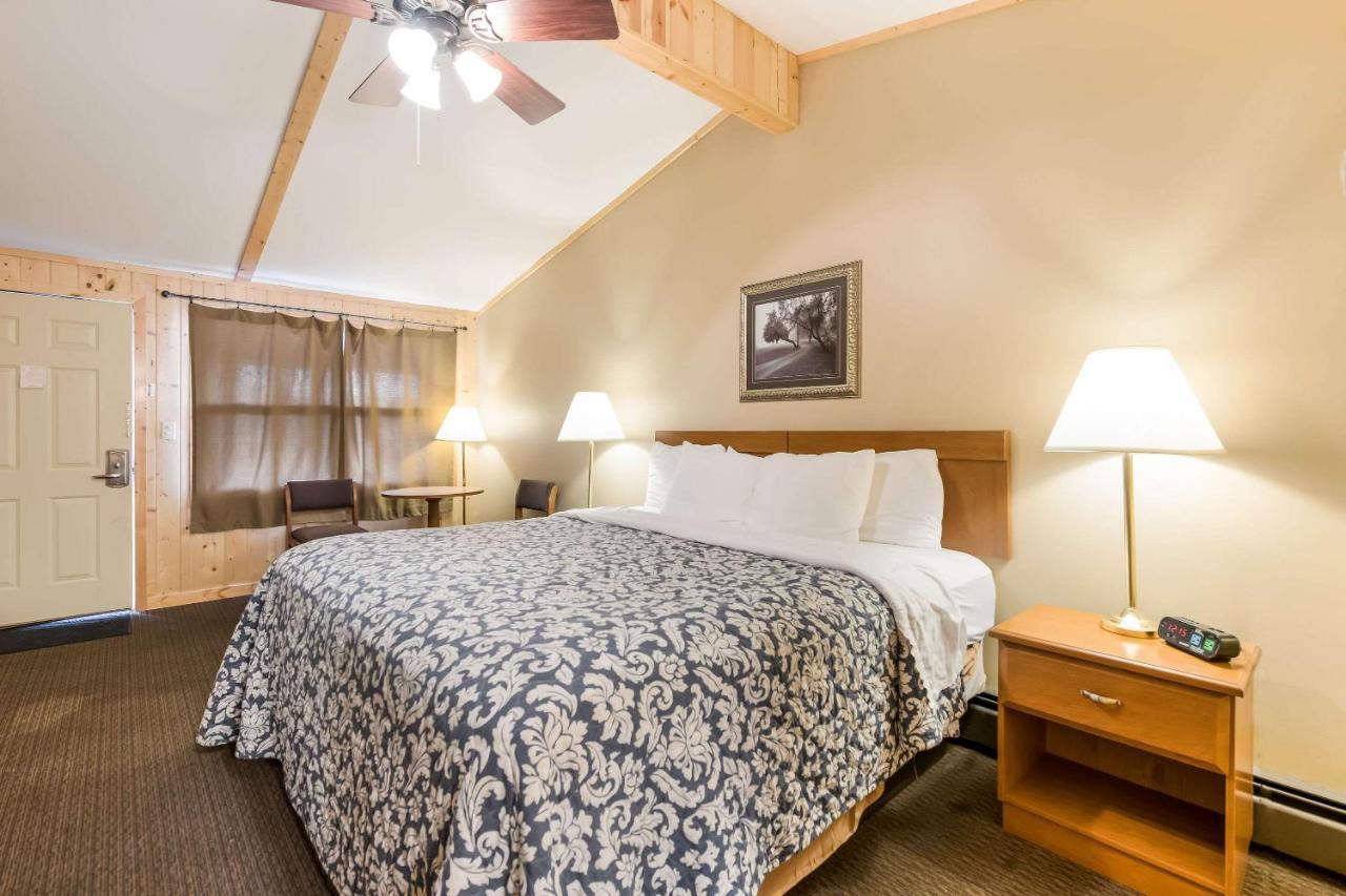 Econo Lodge Rice Lake Zewnętrze zdjęcie