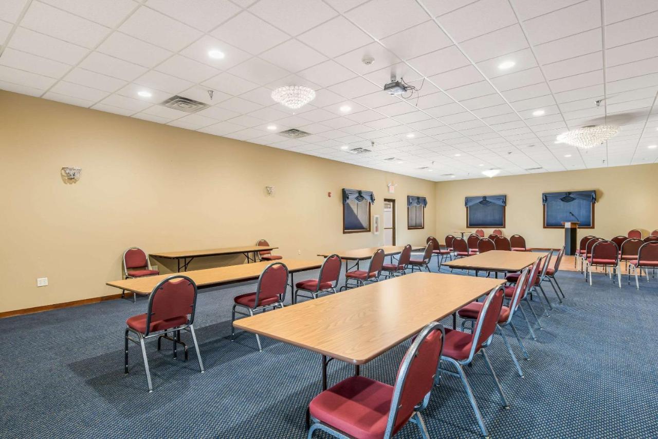 Econo Lodge Rice Lake Zewnętrze zdjęcie